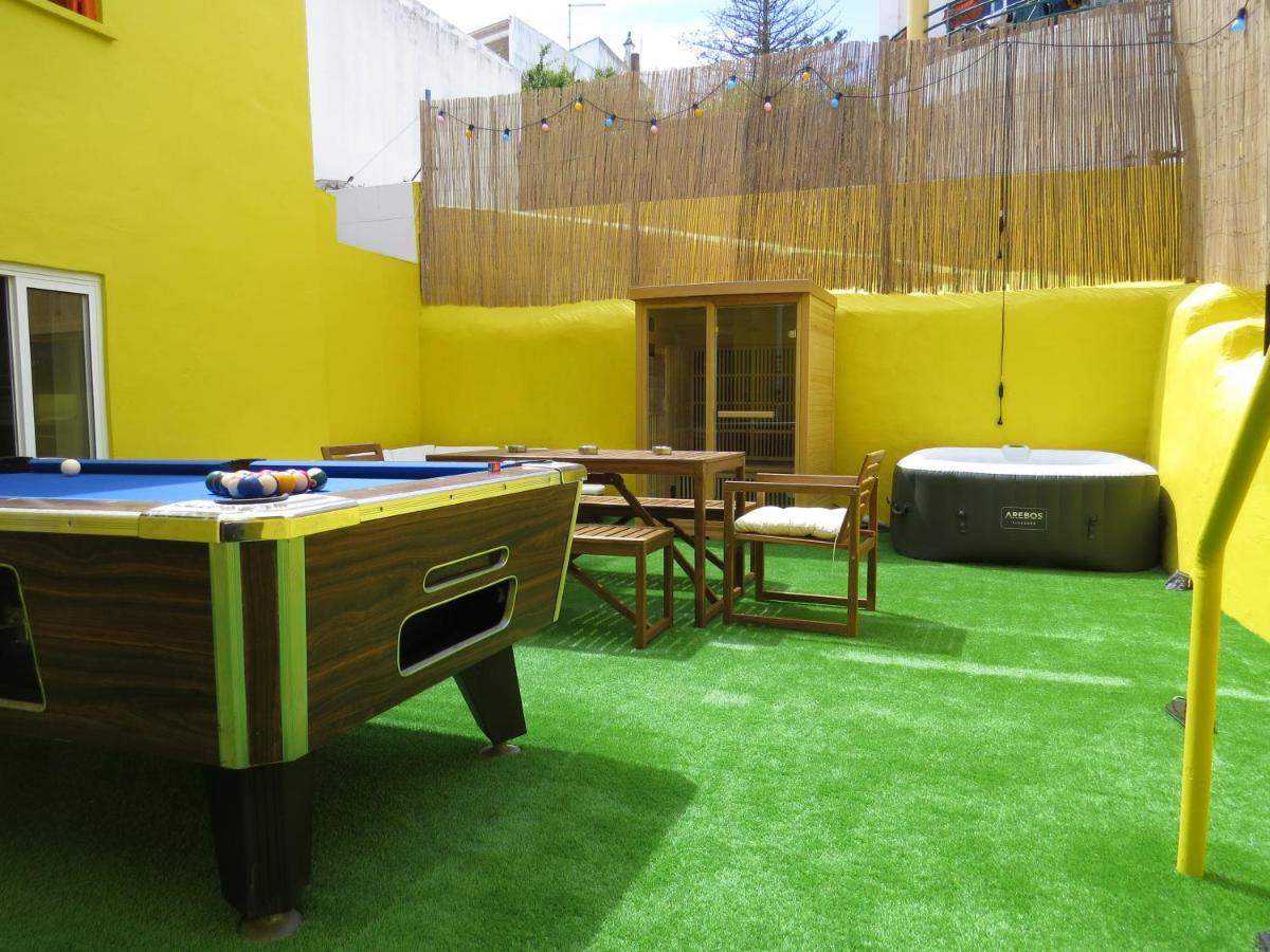 The Macarena Beach Hostel Лагос Екстериор снимка