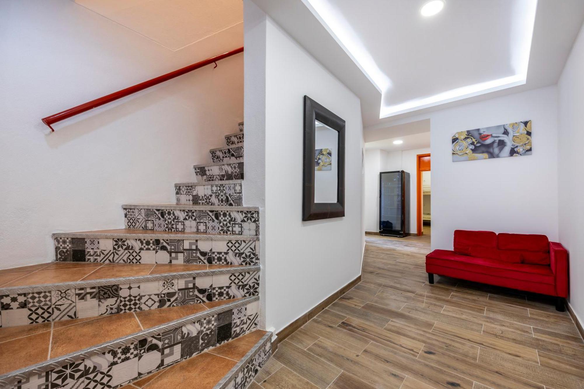 The Macarena Beach Hostel Лагос Екстериор снимка
