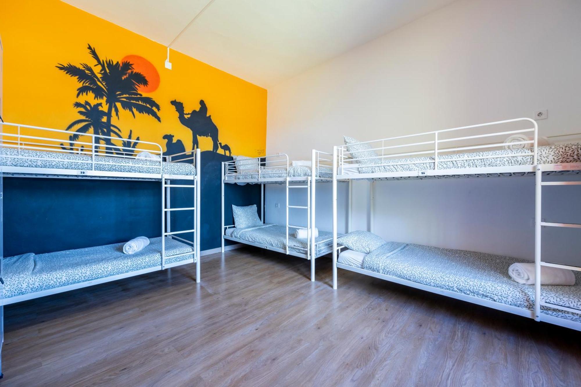The Macarena Beach Hostel Лагос Екстериор снимка