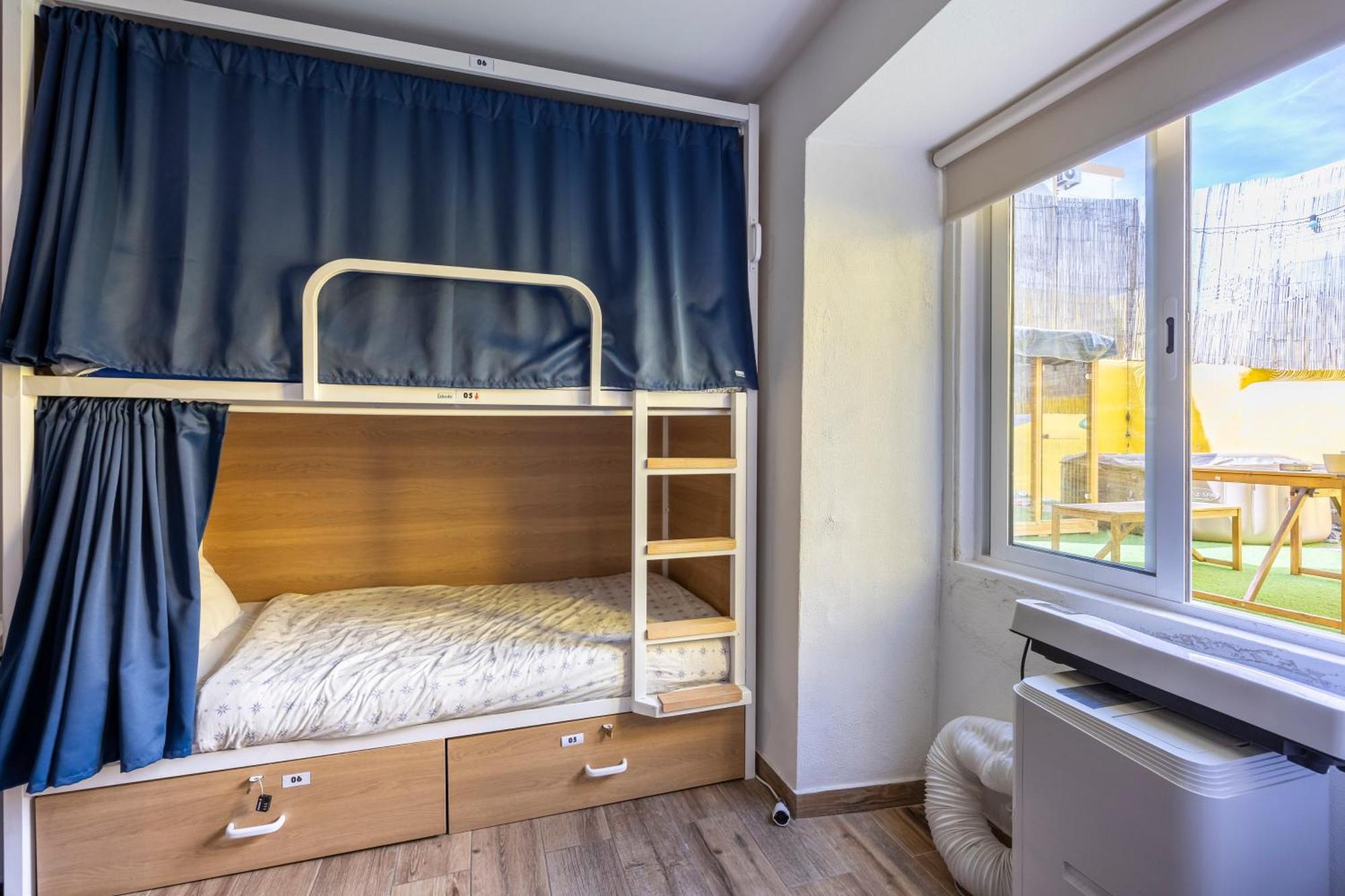 The Macarena Beach Hostel Лагос Екстериор снимка