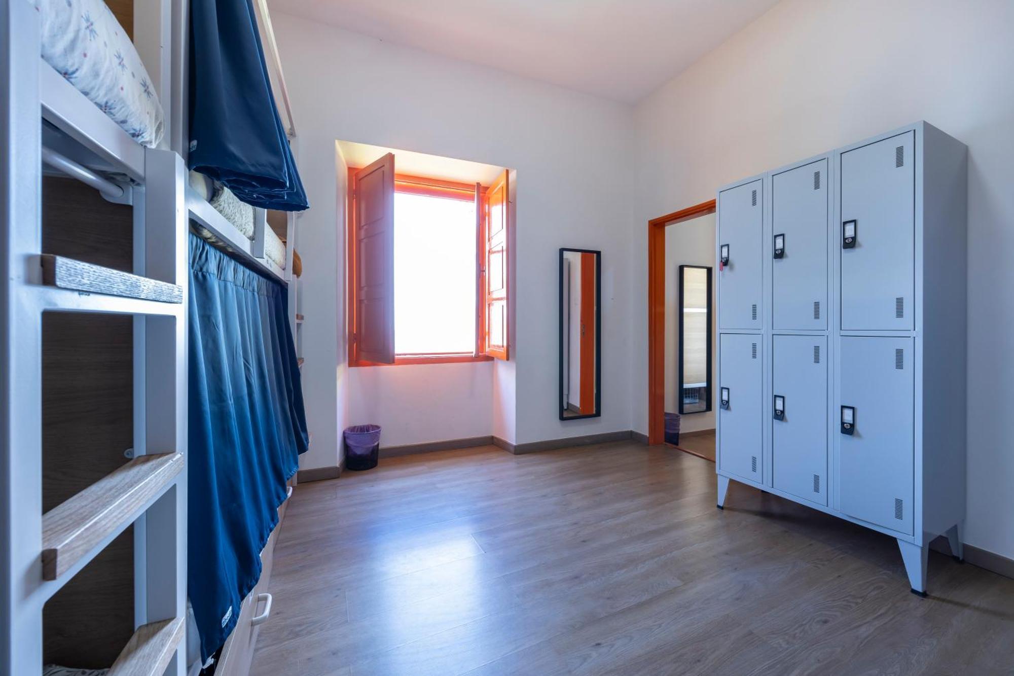 The Macarena Beach Hostel Лагос Екстериор снимка